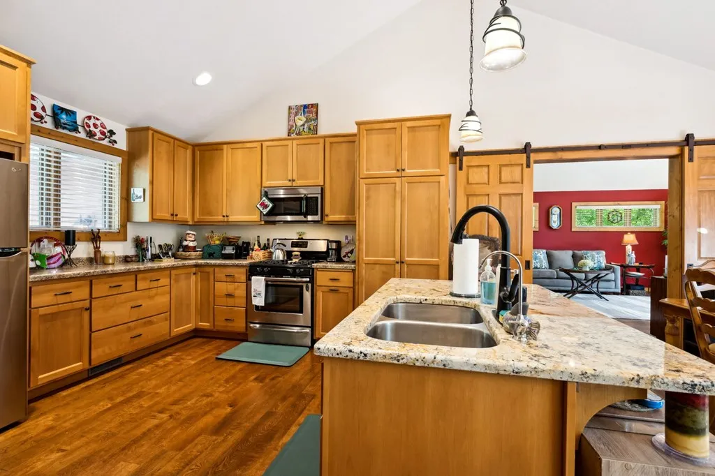 7620 Elm Point Rd, Baileys Harbor, Wisconsin 54202, 3 Bedrooms Bedrooms, ,4 BathroomsBathrooms,Waterfront-Residential,For Sale,Elm Point Rd,144104
