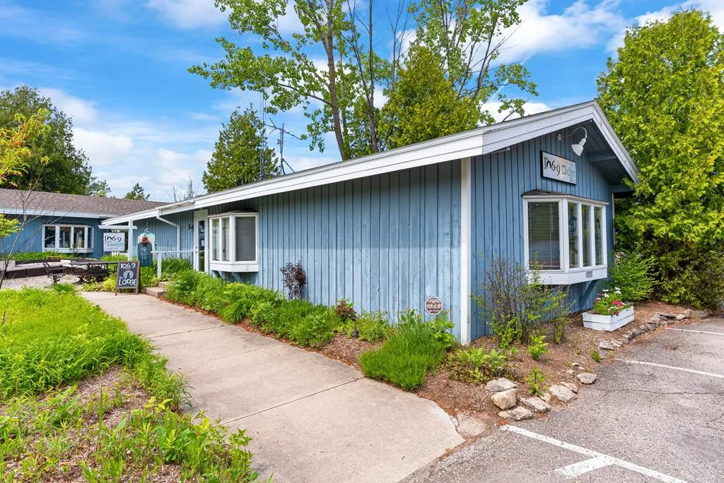 10331 Water St, Ephraim Wi 54234, ,2 BathroomsBathrooms,Commercial,For Sale,Water St,143644