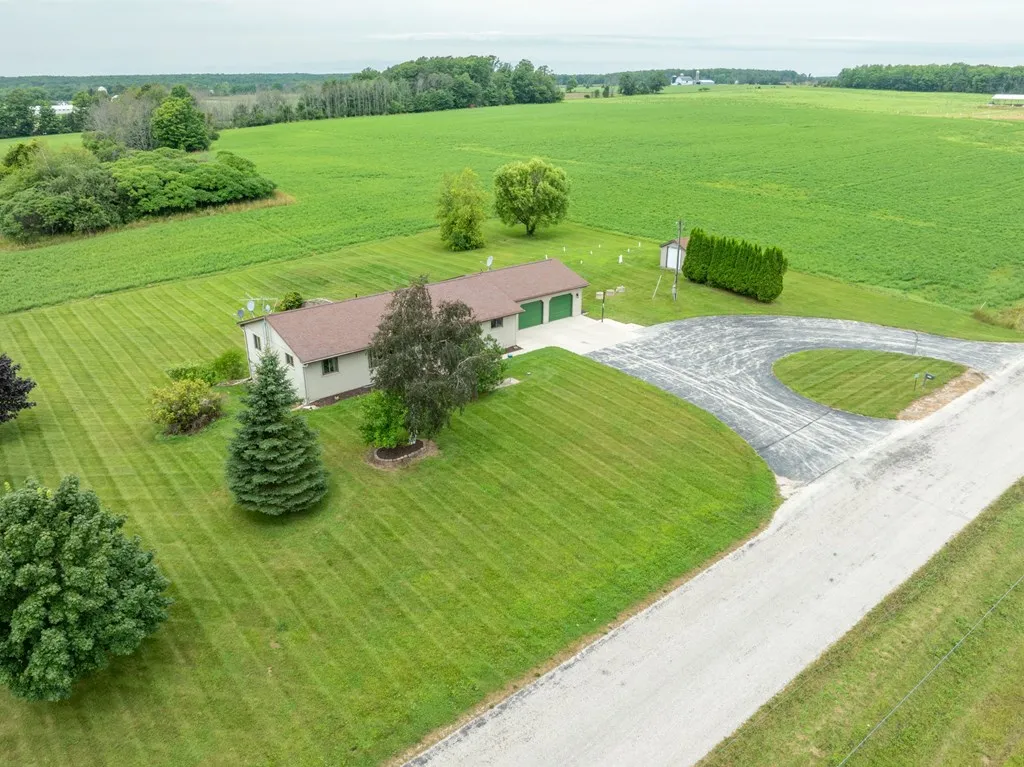 6945 Memorial Dr, Egg Harbor, Wisconsin 54209, 3 Bedrooms Bedrooms, ,2 BathroomsBathrooms,Inland-Residential,For Sale,Memorial Dr,144433