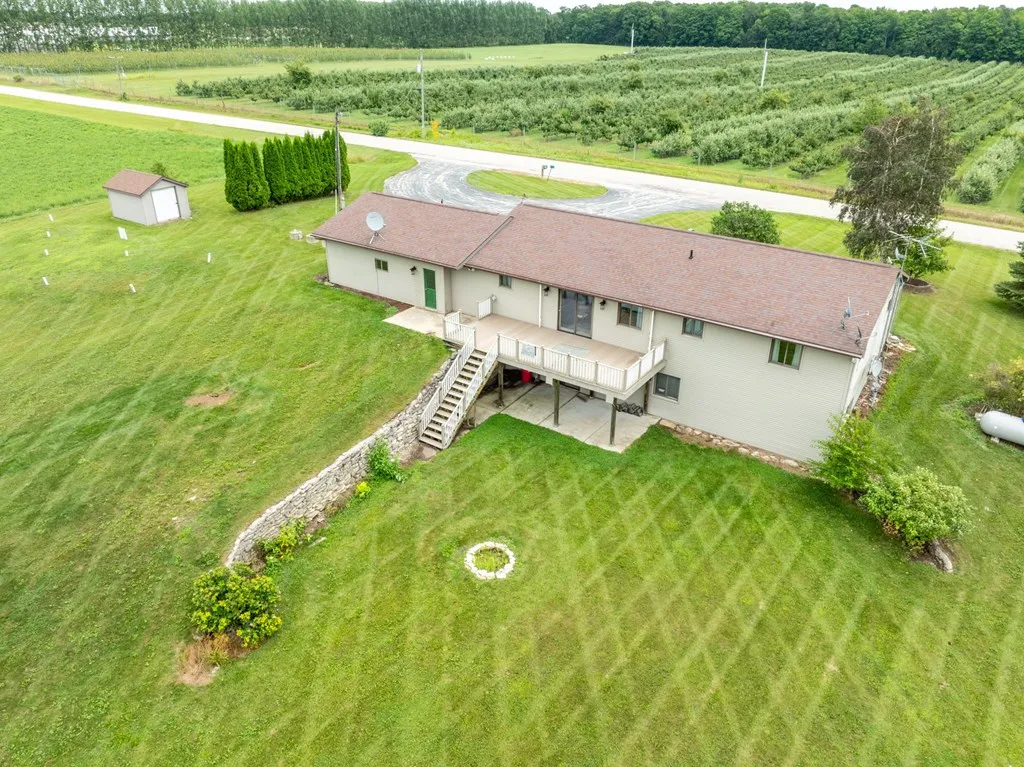 6945 Memorial Dr, Egg Harbor, Wisconsin 54209, 3 Bedrooms Bedrooms, ,2 BathroomsBathrooms,Inland-Residential,For Sale,Memorial Dr,144433