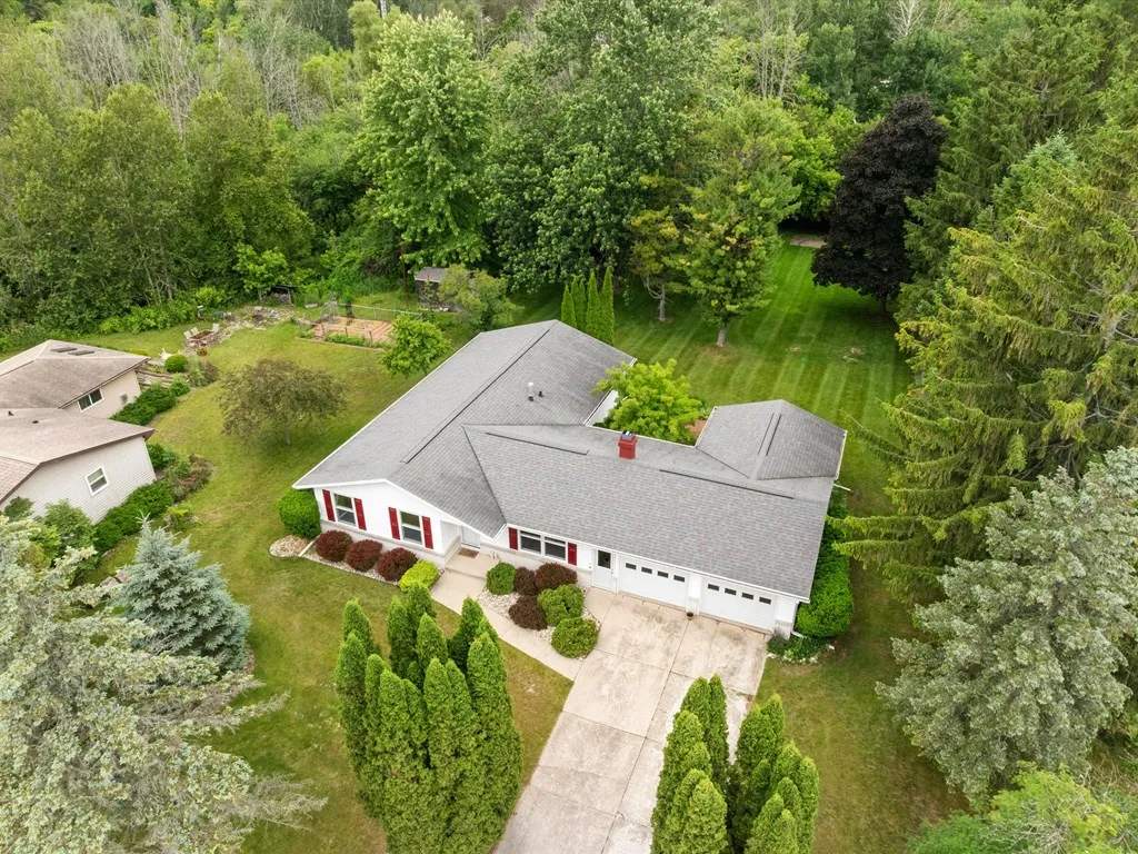 809 S 16th Ct, Sturgeon Bay, Wisconsin 54235, 2 Bedrooms Bedrooms, ,2 BathroomsBathrooms,Inland-Residential,For Sale,S 16th Ct,144184