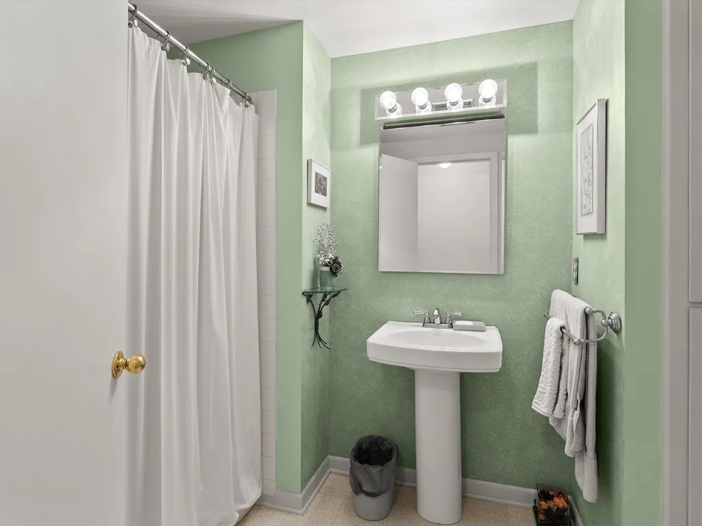 809 S 16th Ct, Sturgeon Bay, Wisconsin 54235, 2 Bedrooms Bedrooms, ,2 BathroomsBathrooms,Inland-Residential,For Sale,S 16th Ct,144184