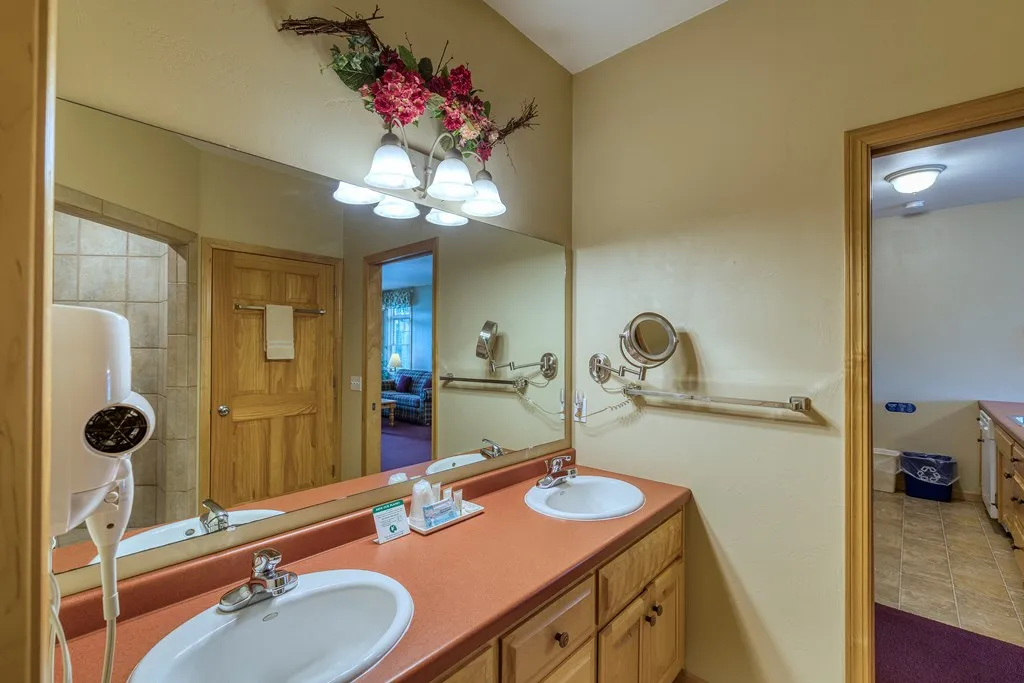 10571 Hwy 57 # 302, Sister Bay, Wisconsin 54234, 1 Bedroom Bedrooms, ,1 BathroomBathrooms,Condominium,For Sale,Hwy 57,144314