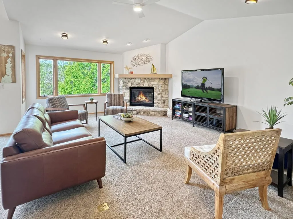 9248 Field Stone Ct, Fish Creek Wi 54212, 3 Bedrooms Bedrooms, ,3 BathroomsBathrooms,Condominium,For Sale,Field Stone Ct,141625