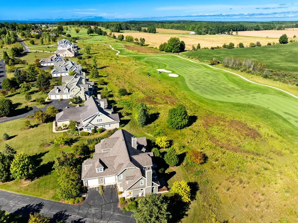 7128-b Ida Red Rd # 1905, Town Of Egg Harbor, Wisconsin 54209, 3 Bedrooms Bedrooms, ,3 BathroomsBathrooms,Condominium,For Sale,Ida Red Rd,144484