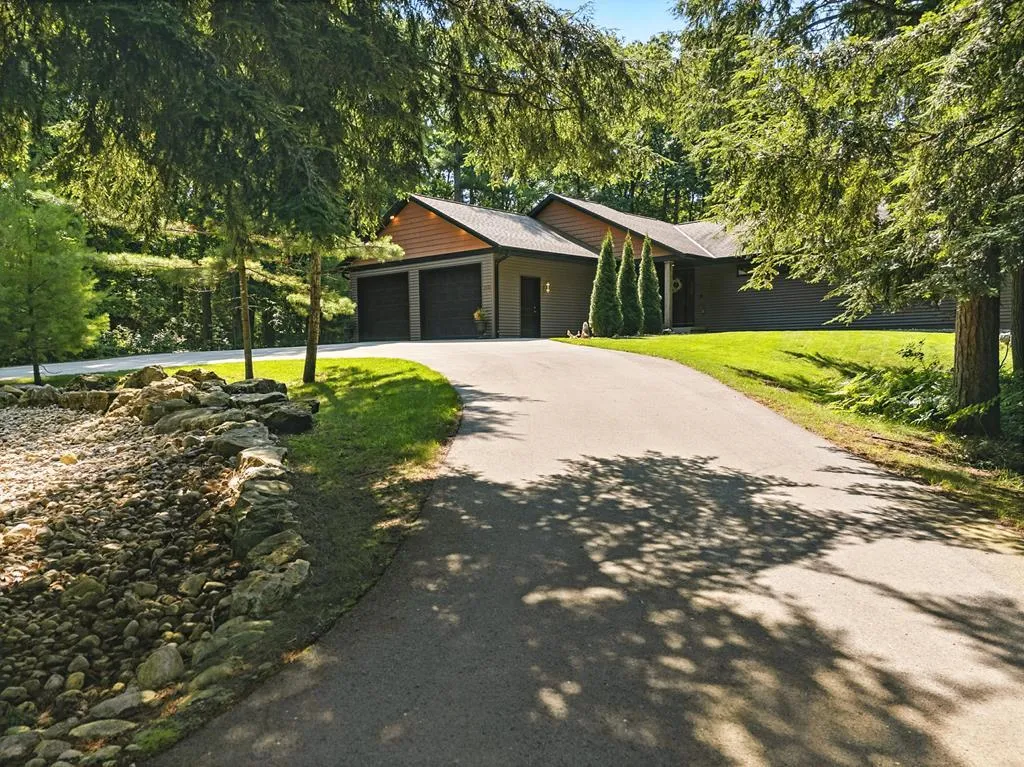 2515 Canal Ln, Sturgeon Bay, Wisconsin 54235, 3 Bedrooms Bedrooms, ,3 BathroomsBathrooms,Inland-Residential,For Sale,Canal Ln,144329