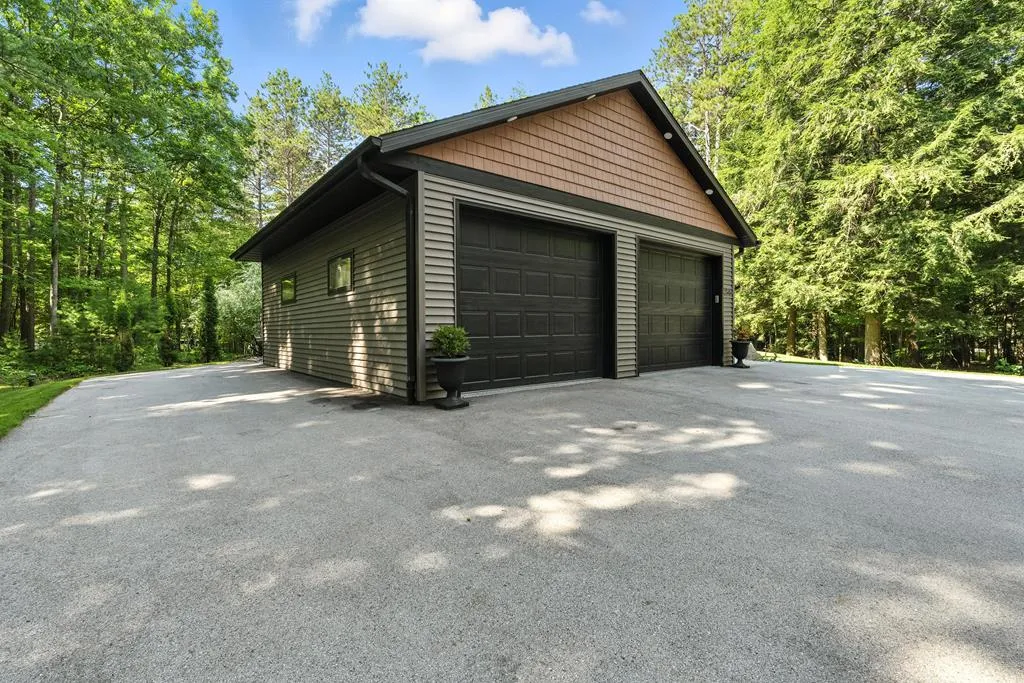 2515 Canal Ln, Sturgeon Bay, Wisconsin 54235, 3 Bedrooms Bedrooms, ,3 BathroomsBathrooms,Inland-Residential,For Sale,Canal Ln,144329