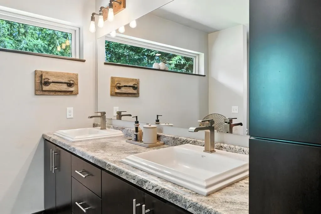 2515 Canal Ln, Sturgeon Bay, Wisconsin 54235, 3 Bedrooms Bedrooms, ,3 BathroomsBathrooms,Inland-Residential,For Sale,Canal Ln,144329