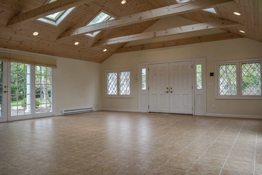 5743 Bay Shore Dr, Sturgeon Bay, Wisconsin 54235, 6 Bedrooms Bedrooms, ,7 BathroomsBathrooms,Waterfront-Residential,For Sale,Bay Shore Dr,143999