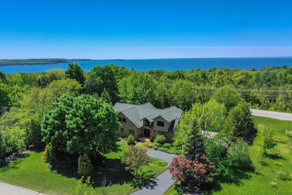 11131 Hillcrest Rd, Sister Bay Wi 54234, 3 Bedrooms Bedrooms, ,3 BathroomsBathrooms,Inland-Residential,For Sale,Hillcrest Rd,141726