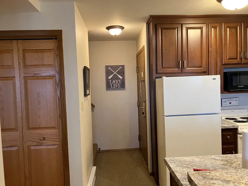4940 Landmark Cir # 3331, Egg Harbor Wi 54209, 2 Bedrooms Bedrooms, ,2 BathroomsBathrooms,Condominium,For Sale,Landmark Cir,143922