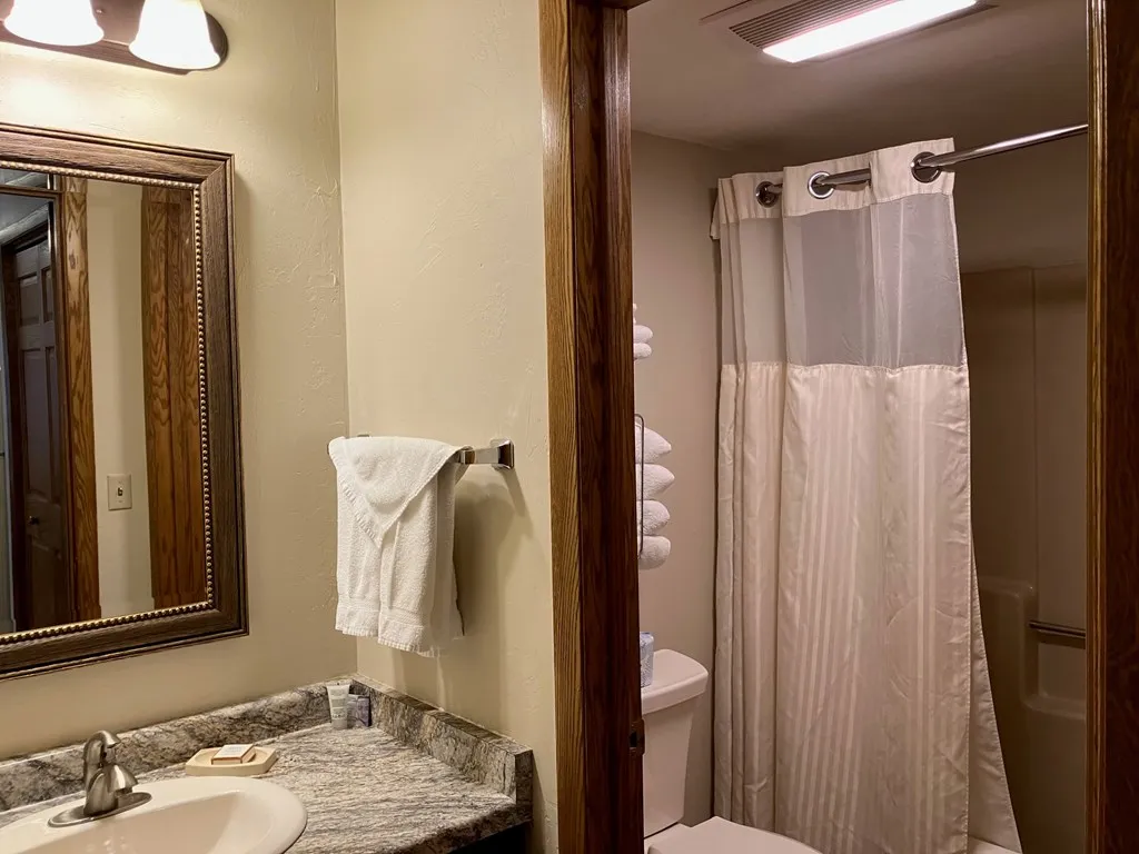 4940 Landmark Cir # 3331, Egg Harbor Wi 54209, 2 Bedrooms Bedrooms, ,2 BathroomsBathrooms,Condominium,For Sale,Landmark Cir,143922