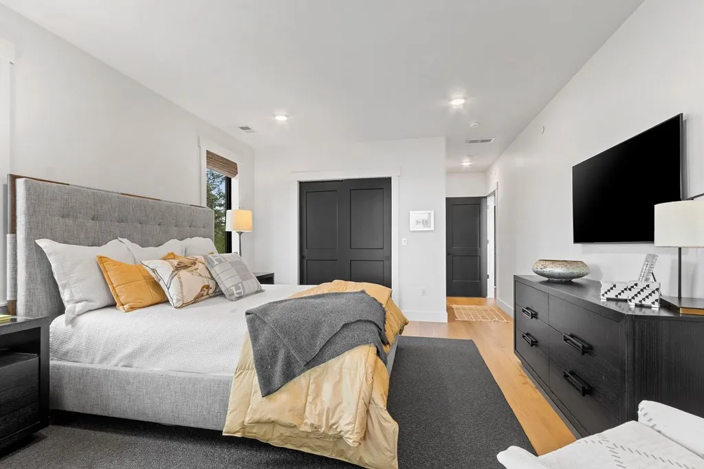 10612 Shore View Place # 303, Sister Bay, Wisconsin 54234, 3 Bedrooms Bedrooms, ,3 BathroomsBathrooms,Condominium,For Sale,Shore View Place,143996