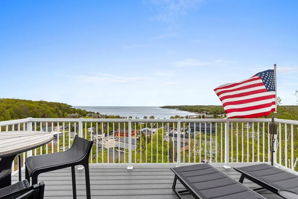 10612 Shore View Place # 303, Sister Bay, Wisconsin 54234, 3 Bedrooms Bedrooms, ,3 BathroomsBathrooms,Condominium,For Sale,Shore View Place,143996