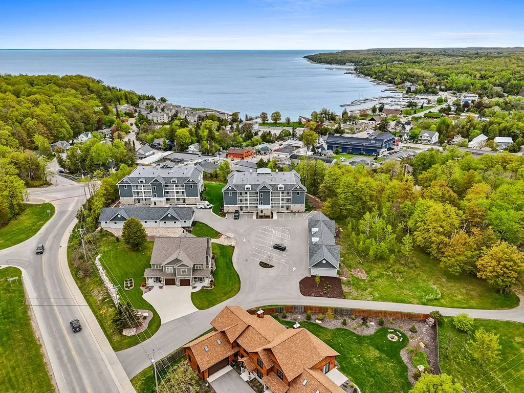 10612 Shore View Place # 303, Sister Bay, Wisconsin 54234, 3 Bedrooms Bedrooms, ,3 BathroomsBathrooms,Condominium,For Sale,Shore View Place,143996
