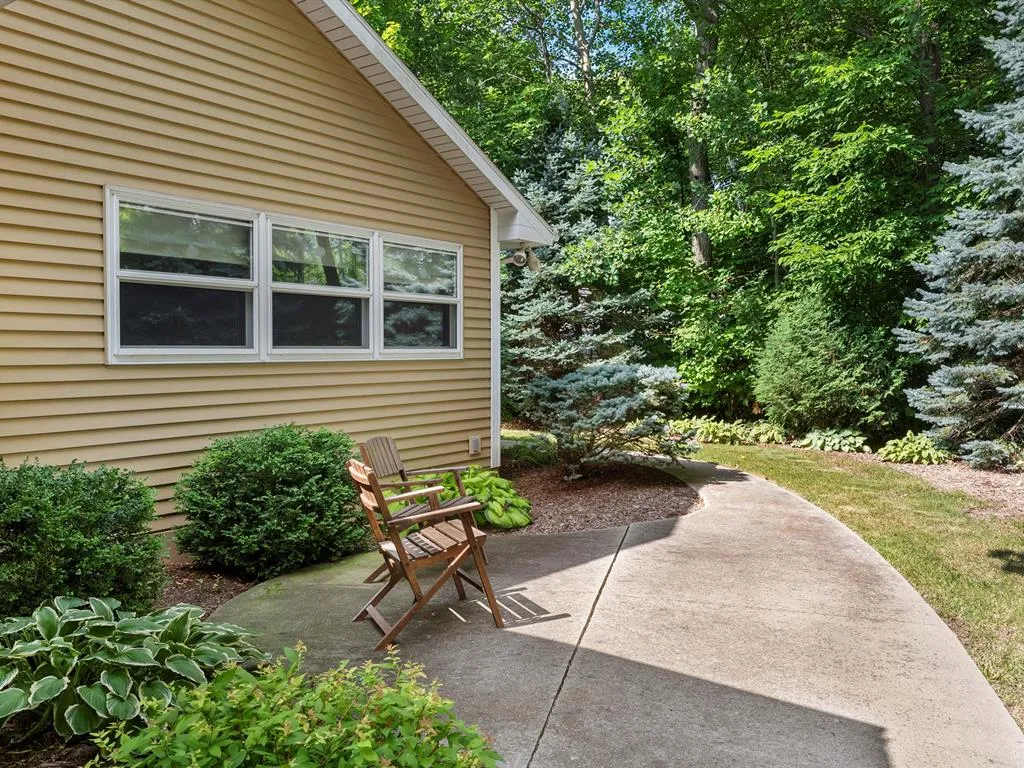 1844 Georgia St, Sturgeon Bay Wi 54235, 3 Bedrooms Bedrooms, ,2 BathroomsBathrooms,Inland-Residential,For Sale,Georgia St,143023