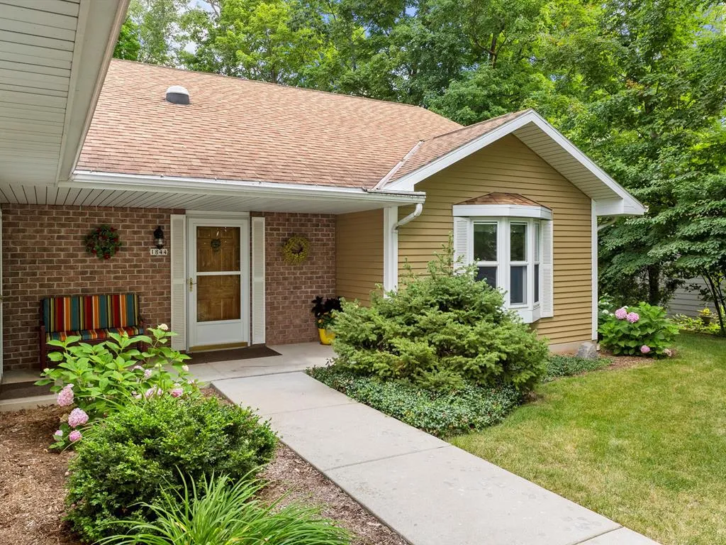 1844 Georgia St, Sturgeon Bay Wi 54235, 3 Bedrooms Bedrooms, ,2 BathroomsBathrooms,Inland-Residential,For Sale,Georgia St,143023