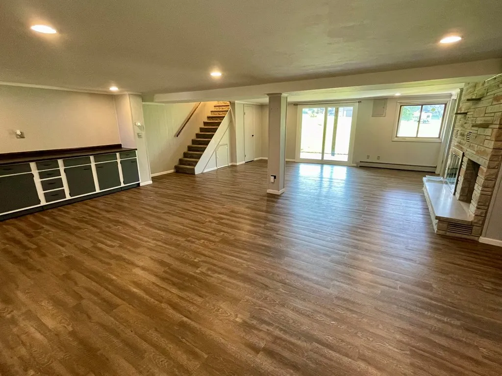 5610 Gordon Rd, Sturgeon Bay, Wisconsin 54235, 3 Bedrooms Bedrooms, ,2 BathroomsBathrooms,Inland-Residential,For Sale,Gordon Rd,144366