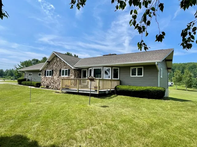 5610 Gordon Rd, Sturgeon Bay, Wisconsin 54235, 3 Bedrooms Bedrooms, ,2 BathroomsBathrooms,Inland-Residential,For Sale,Gordon Rd,144366