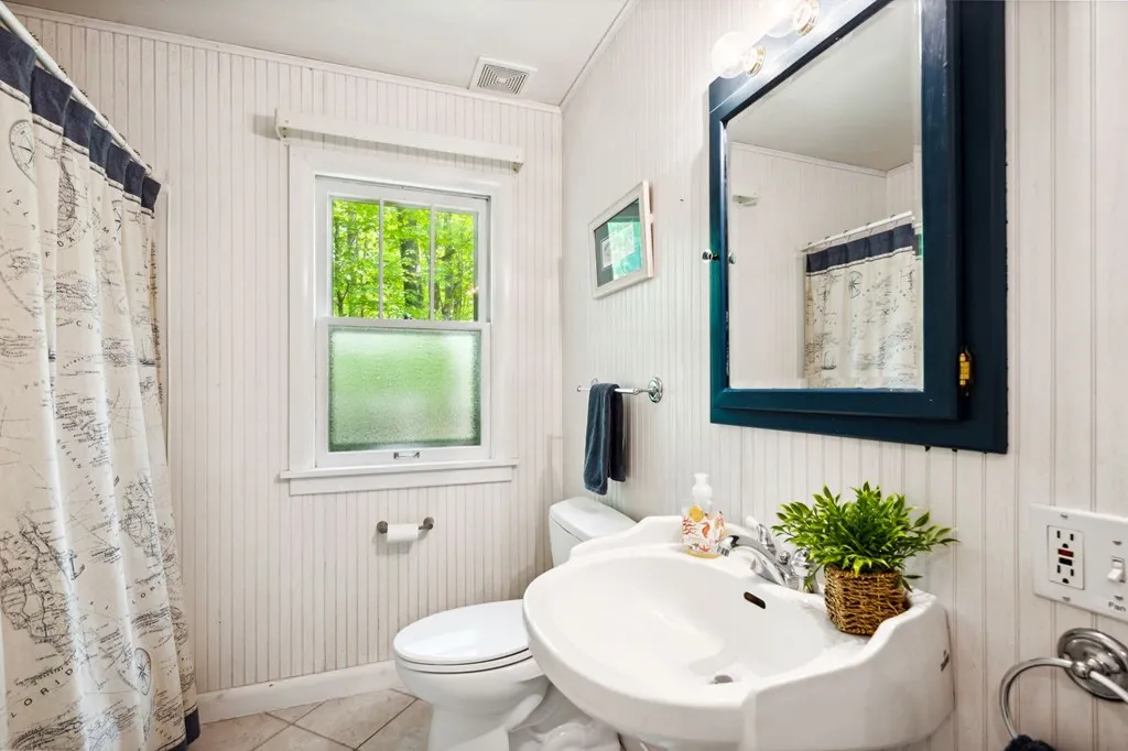 12295 Garrett Bay Rd, Ellison Bay, Wisconsin 54210, 3 Bedrooms Bedrooms, ,2 BathroomsBathrooms,Inland-Residential,For Sale,Garrett Bay Rd,144069