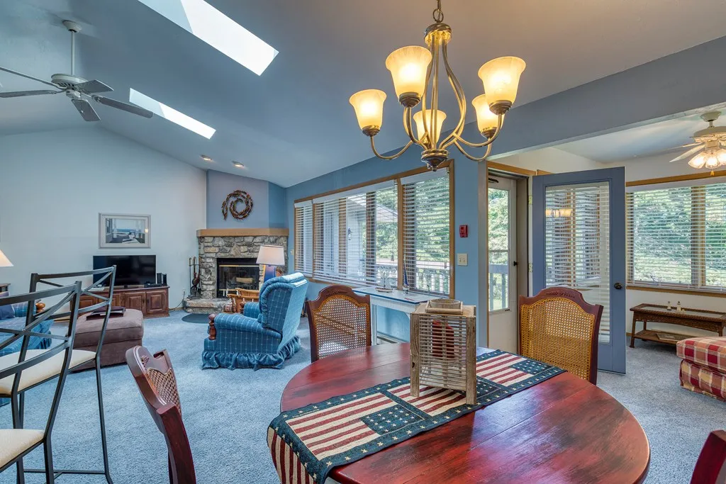 10640 N Highland Rd # 7d, Sister Bay, Wisconsin 54234, 2 Bedrooms Bedrooms, ,2 BathroomsBathrooms,Condominium,For Sale,N Highland Rd,144221