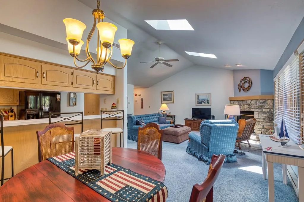 10640 N Highland Rd # 7d, Sister Bay, Wisconsin 54234, 2 Bedrooms Bedrooms, ,2 BathroomsBathrooms,Condominium,For Sale,N Highland Rd,144221