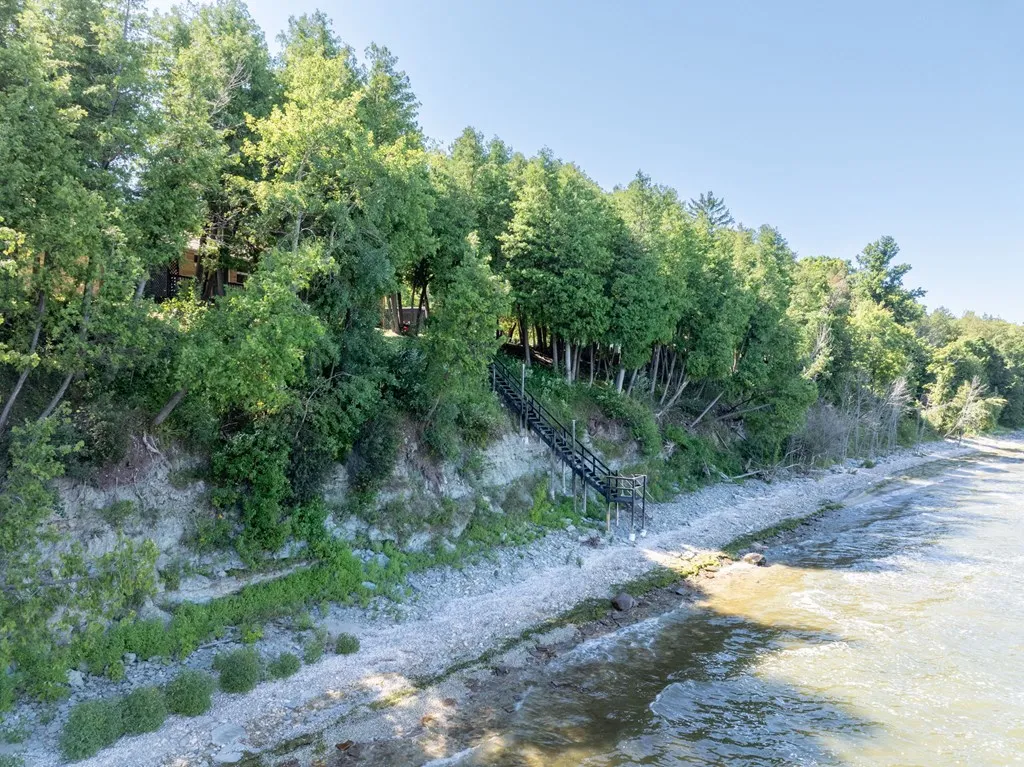 2441 White Star Rd, Brussels, Wisconsin 54204, 3 Bedrooms Bedrooms, ,2 BathroomsBathrooms,Waterfront-Residential,For Sale,White Star Rd,144464
