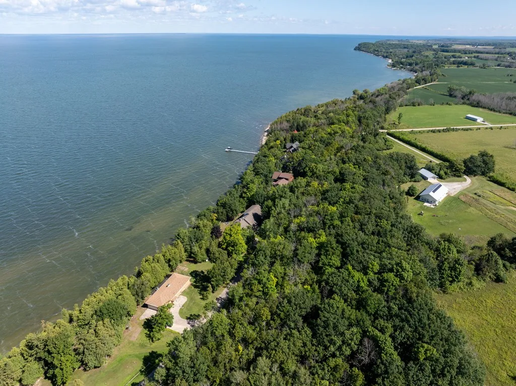 2441 White Star Rd, Brussels, Wisconsin 54204, 3 Bedrooms Bedrooms, ,2 BathroomsBathrooms,Waterfront-Residential,For Sale,White Star Rd,144464