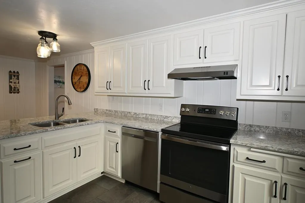 10445 N Bay Rd, Sister Bay Wi 54234, 3 Bedrooms Bedrooms, ,2 BathroomsBathrooms,Inland-Residential,For Sale,N Bay Rd,143425