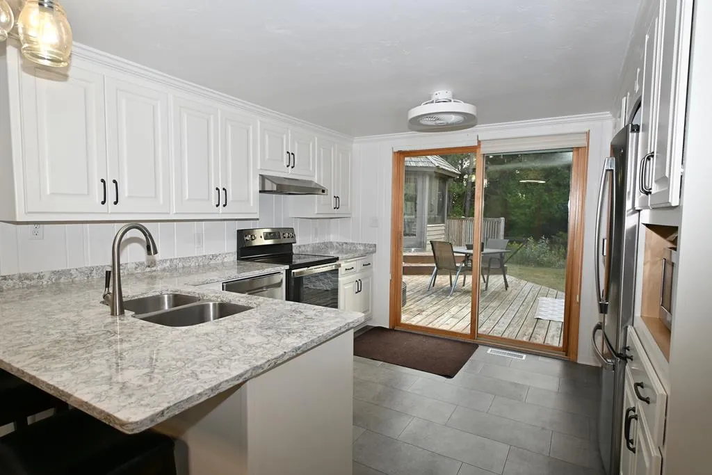 10445 N Bay Rd, Sister Bay Wi 54234, 3 Bedrooms Bedrooms, ,2 BathroomsBathrooms,Inland-Residential,For Sale,N Bay Rd,143425
