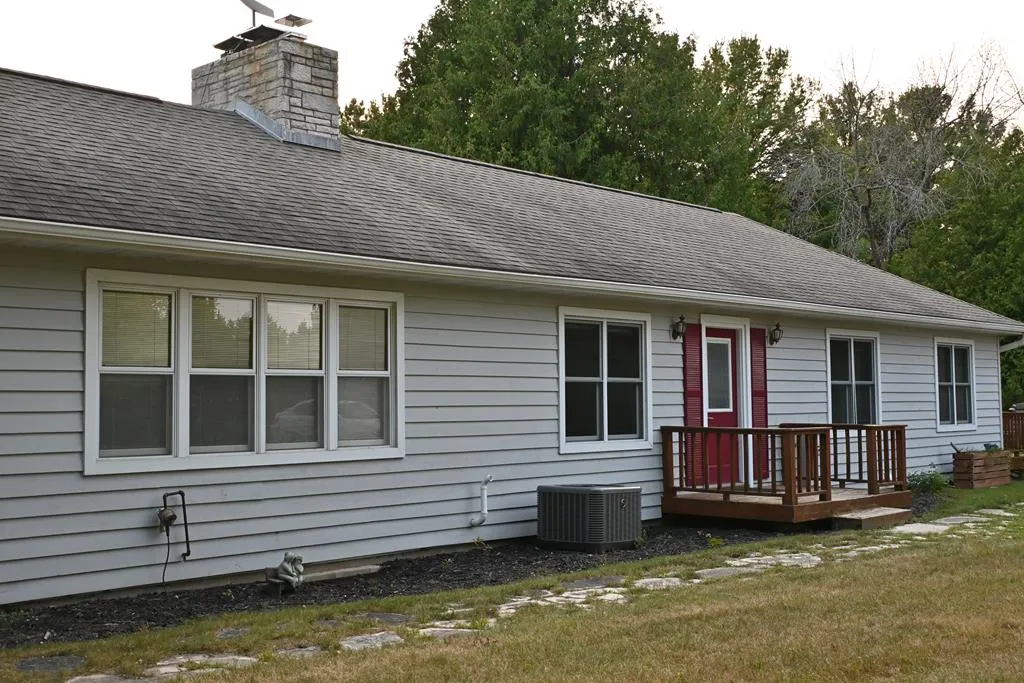 10445 N Bay Rd, Sister Bay Wi 54234, 3 Bedrooms Bedrooms, ,2 BathroomsBathrooms,Inland-Residential,For Sale,N Bay Rd,143425