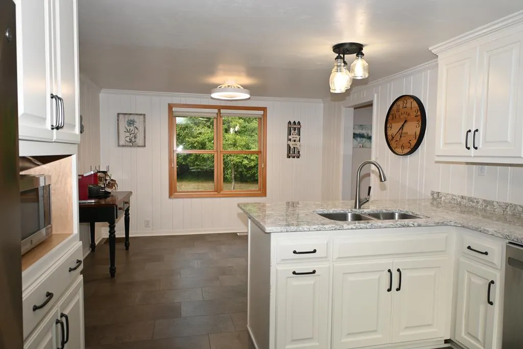 10445 N Bay Rd, Sister Bay Wi 54234, 3 Bedrooms Bedrooms, ,2 BathroomsBathrooms,Inland-Residential,For Sale,N Bay Rd,143425
