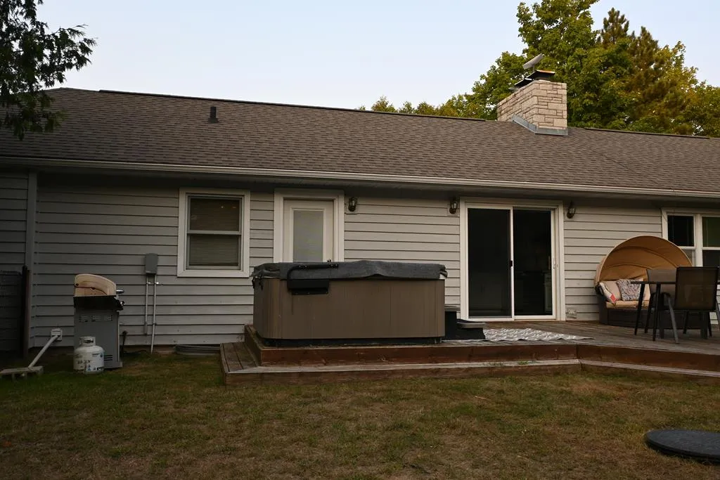 10445 N Bay Rd, Sister Bay Wi 54234, 3 Bedrooms Bedrooms, ,2 BathroomsBathrooms,Inland-Residential,For Sale,N Bay Rd,143425