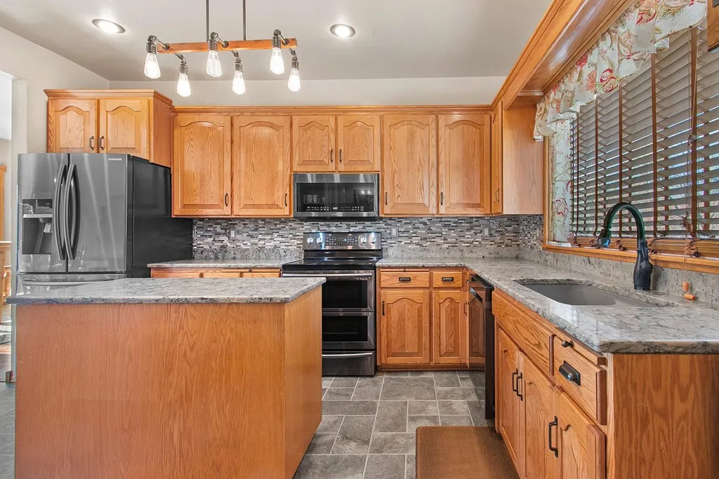 510 N 4th Ave, Sturgeon Bay Wi 54235, 3 Bedrooms Bedrooms, ,2 BathroomsBathrooms,Inland-Residential,For Sale,N 4th Ave,141331