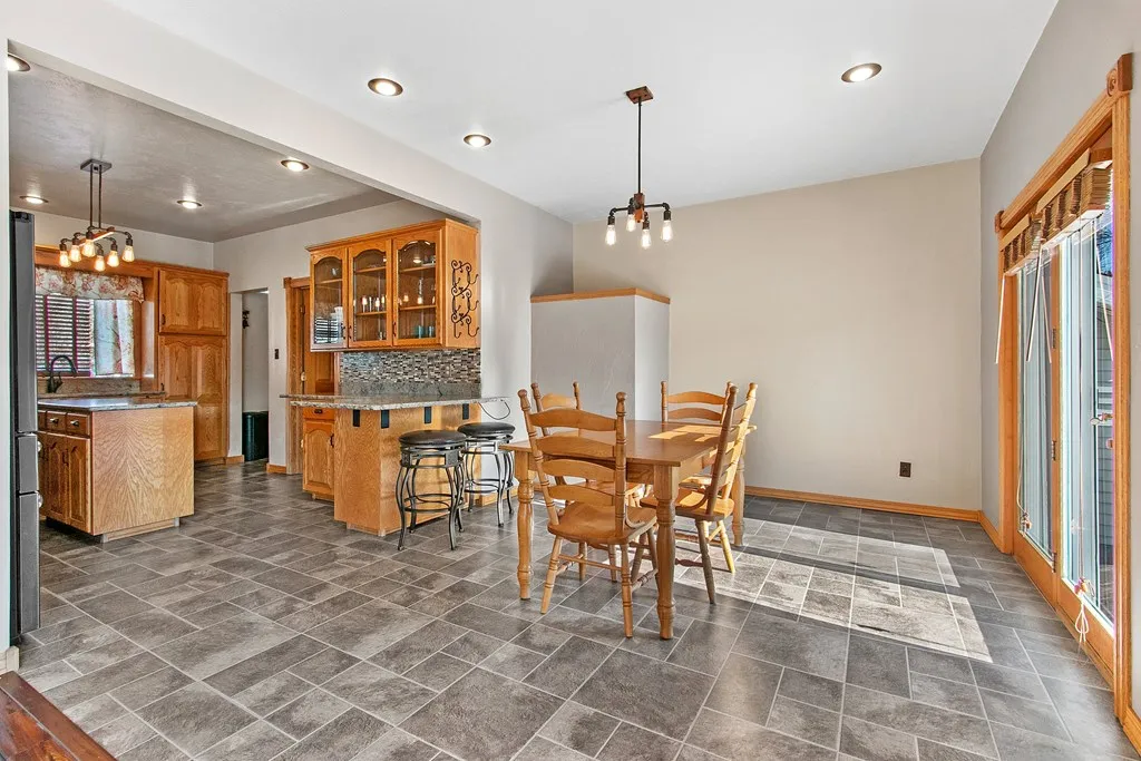 510 N 4th Ave, Sturgeon Bay Wi 54235, 3 Bedrooms Bedrooms, ,2 BathroomsBathrooms,Inland-Residential,For Sale,N 4th Ave,141331
