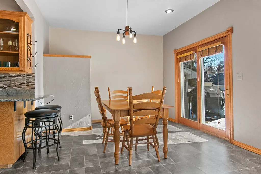 510 N 4th Ave, Sturgeon Bay Wi 54235, 3 Bedrooms Bedrooms, ,2 BathroomsBathrooms,Inland-Residential,For Sale,N 4th Ave,141331