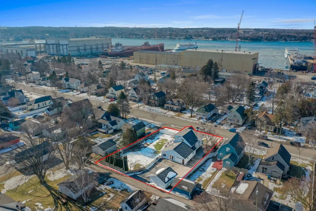 510 N 4th Ave, Sturgeon Bay Wi 54235, 3 Bedrooms Bedrooms, ,2 BathroomsBathrooms,Inland-Residential,For Sale,N 4th Ave,141331