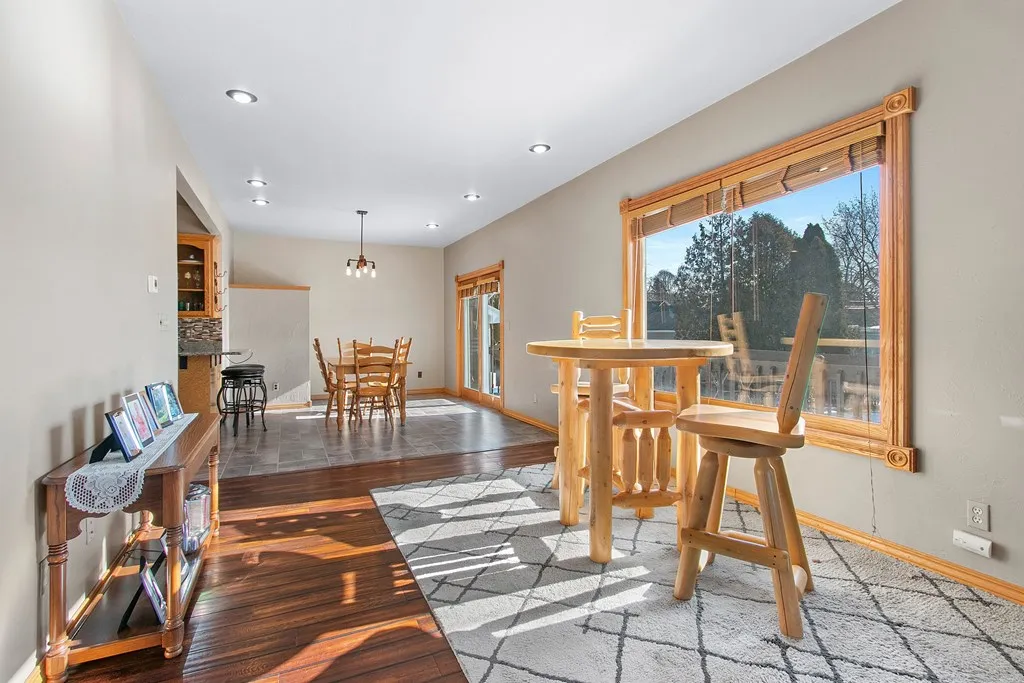 510 N 4th Ave, Sturgeon Bay Wi 54235, 3 Bedrooms Bedrooms, ,2 BathroomsBathrooms,Inland-Residential,For Sale,N 4th Ave,141331