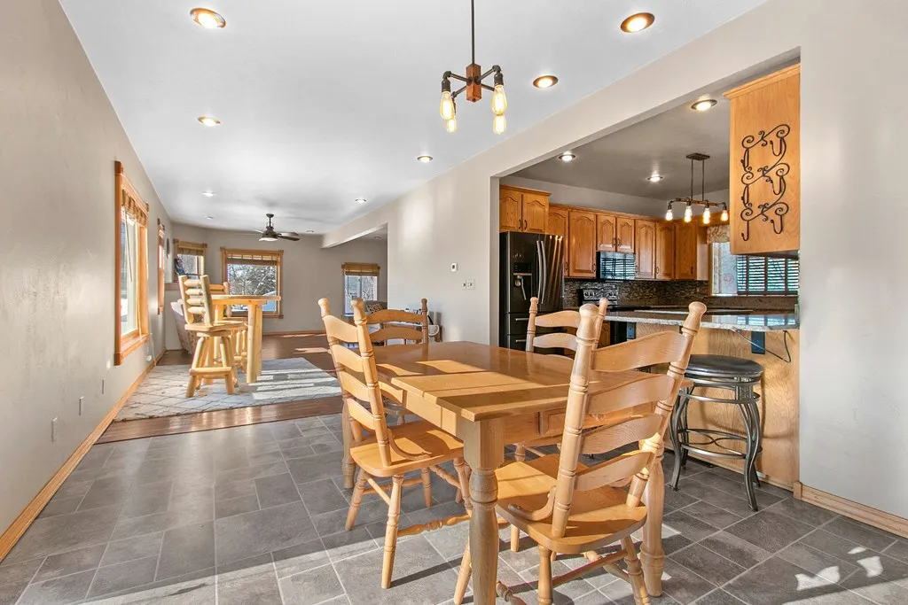510 N 4th Ave, Sturgeon Bay Wi 54235, 3 Bedrooms Bedrooms, ,2 BathroomsBathrooms,Inland-Residential,For Sale,N 4th Ave,141331