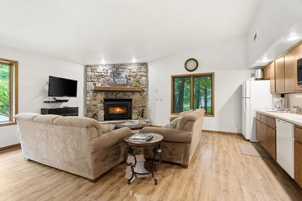 3687 Turquoise Ln, Sturgeon Bay Wi 54235, 3 Bedrooms Bedrooms, ,1 BathroomBathrooms,Condominium,For Sale,Turquoise Ln,141754