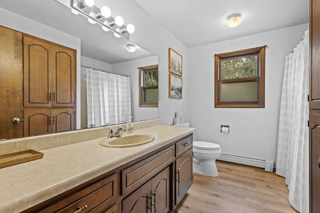 235 N 18th Ave, Sturgeon Bay, Wisconsin 54235, 4 Bedrooms Bedrooms, ,3 BathroomsBathrooms,Inland-Residential,For Sale,N 18th Ave,144510