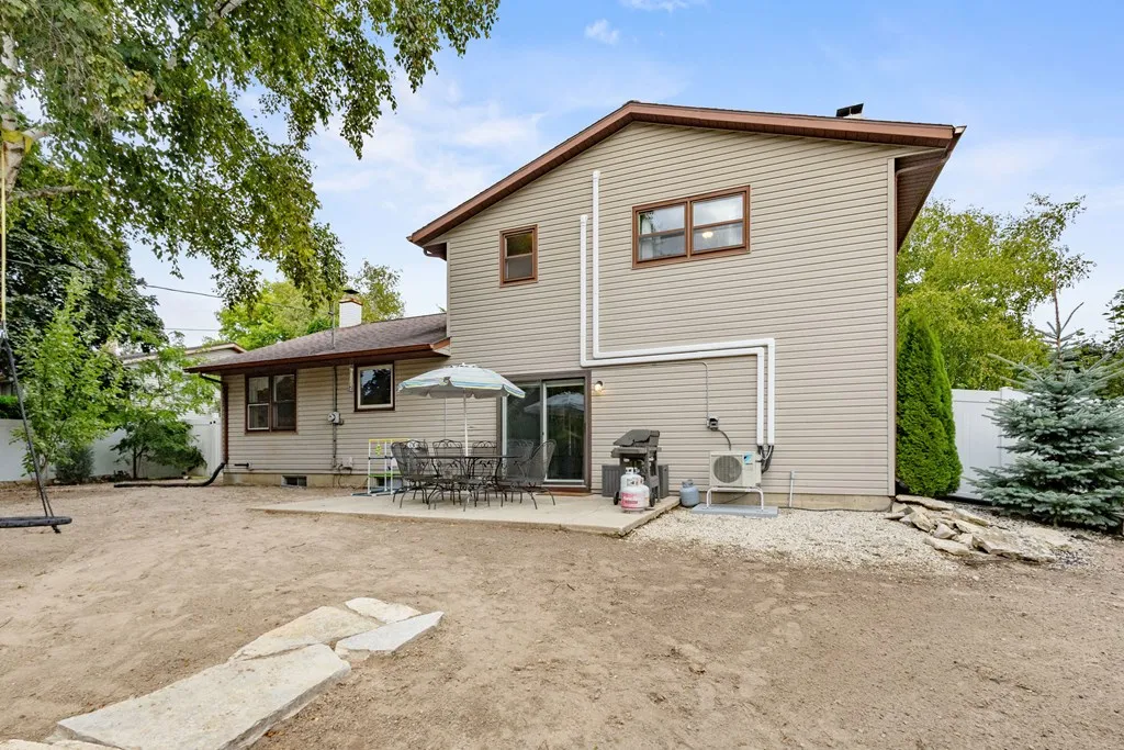 235 N 18th Ave, Sturgeon Bay, Wisconsin 54235, 4 Bedrooms Bedrooms, ,3 BathroomsBathrooms,Inland-Residential,For Sale,N 18th Ave,144510