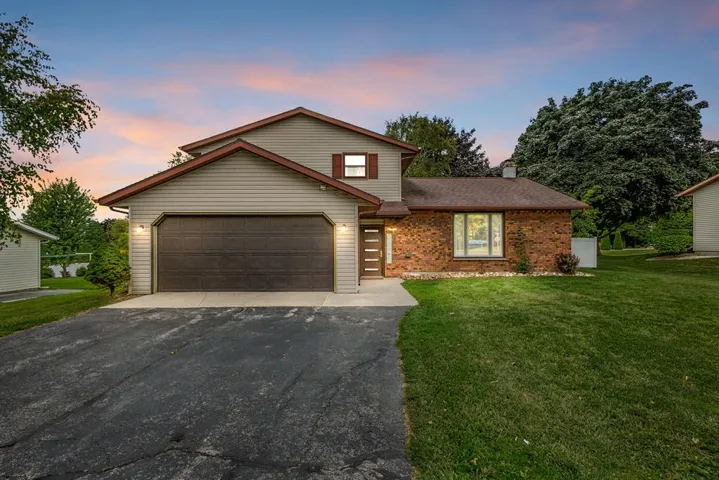 235 N 18th Ave, Sturgeon Bay, Wisconsin 54235, 4 Bedrooms Bedrooms, ,3 BathroomsBathrooms,Inland-Residential,For Sale,N 18th Ave,144510