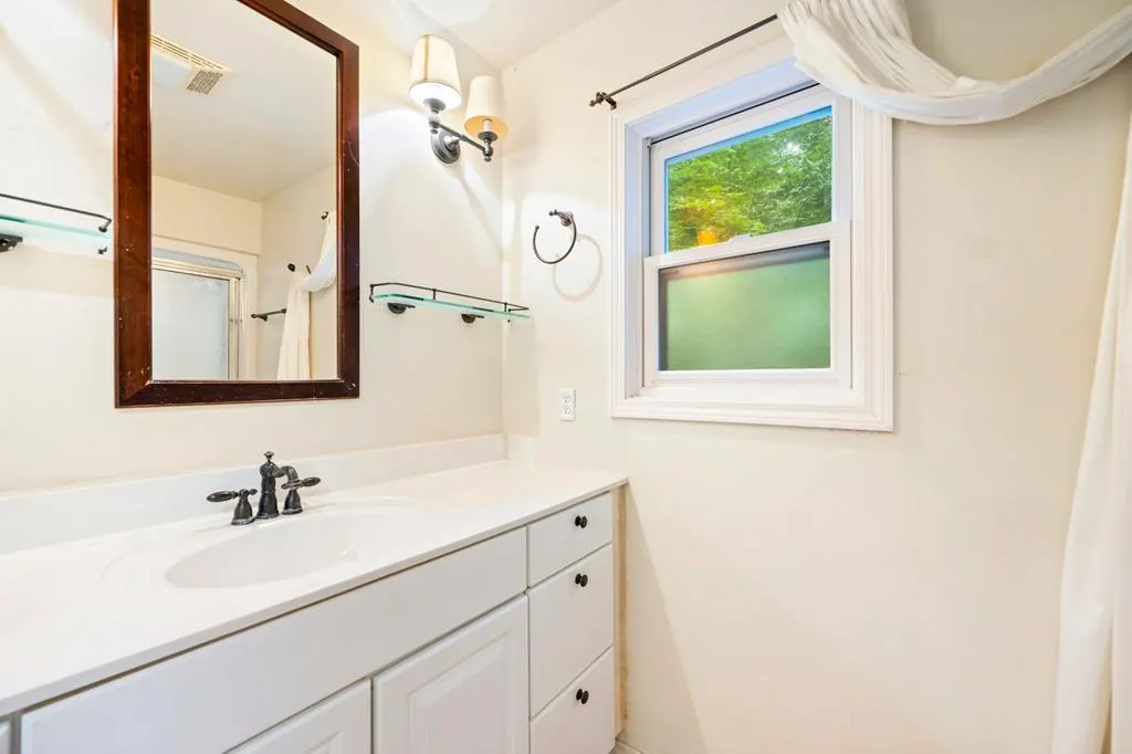 5902 Bluff Ledge Rd, Sturgeon Bay, Wisconsin 54235, 3 Bedrooms Bedrooms, ,3 BathroomsBathrooms,Inland-Residential,For Sale,Bluff Ledge Rd,144454