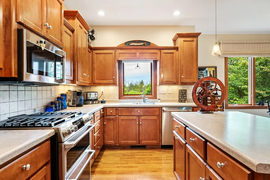 9250 Lovers Ln, Brussels, Wisconsin 54204, 3 Bedrooms Bedrooms, ,3 BathroomsBathrooms,Inland-Residential,For Sale,Lovers Ln,144317