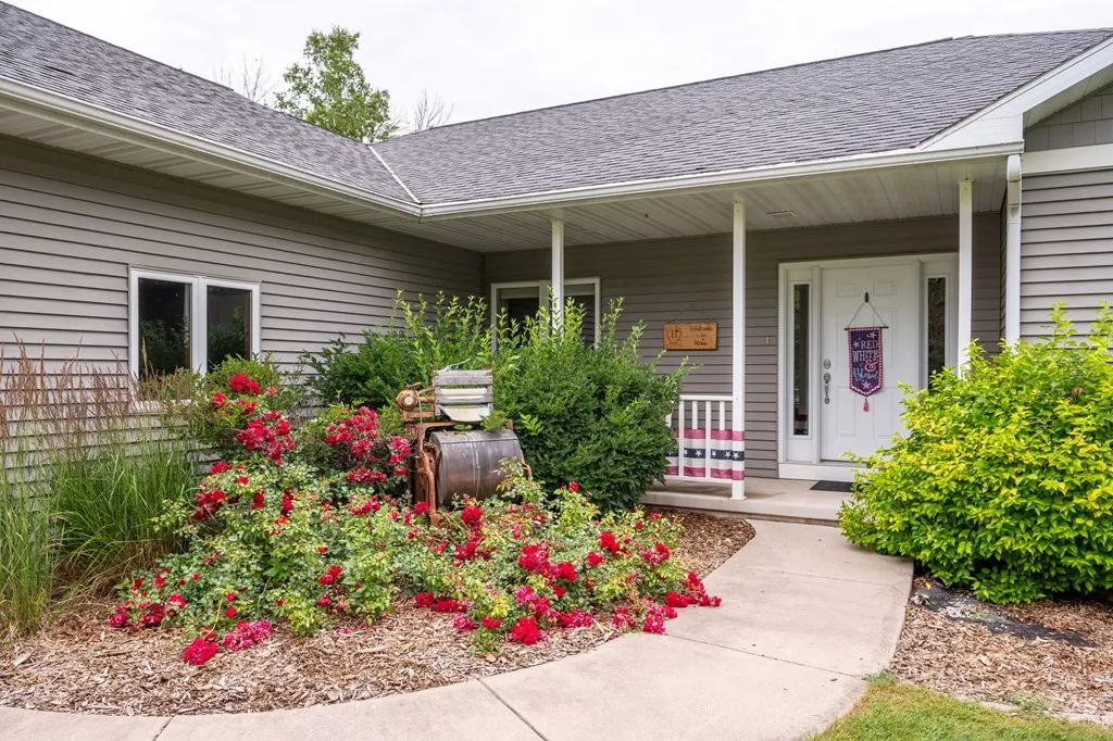 9250 Lovers Ln, Brussels, Wisconsin 54204, 3 Bedrooms Bedrooms, ,3 BathroomsBathrooms,Inland-Residential,For Sale,Lovers Ln,144317