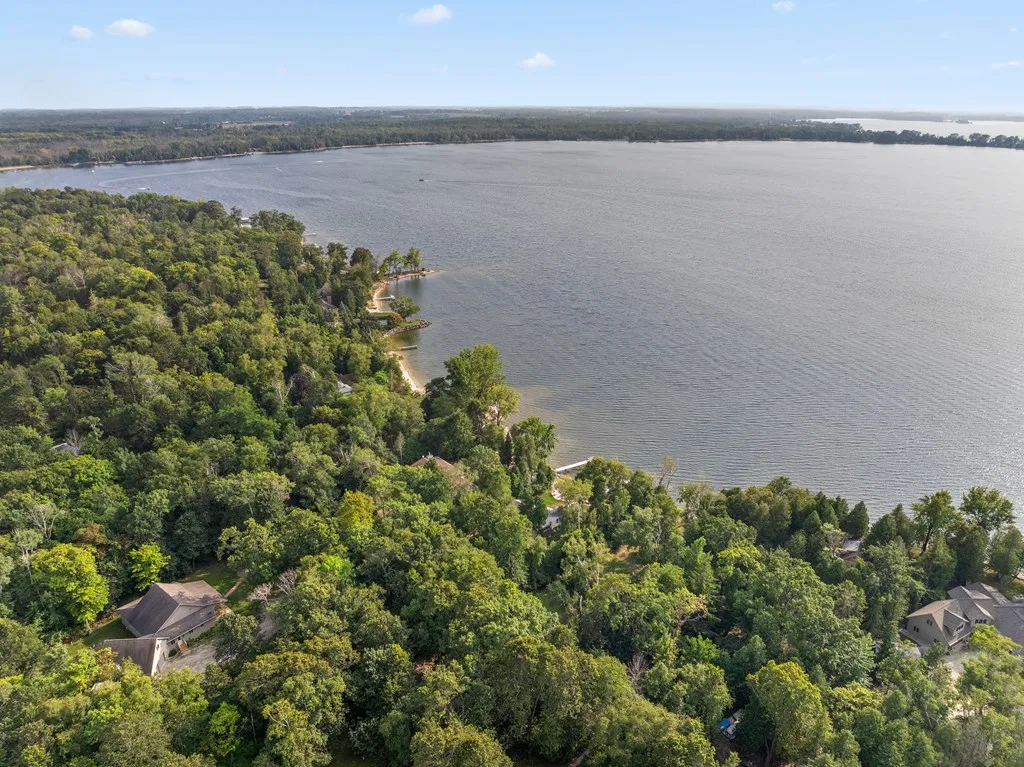 4101 Snake Island Rd, Sturgeon Bay Wi 54235, 3 Bedrooms Bedrooms, ,2 BathroomsBathrooms,Waterfront-Residential,For Sale,Snake Island Rd,143150