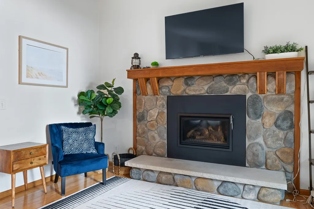 4101 Snake Island Rd, Sturgeon Bay Wi 54235, 3 Bedrooms Bedrooms, ,2 BathroomsBathrooms,Waterfront-Residential,For Sale,Snake Island Rd,143150