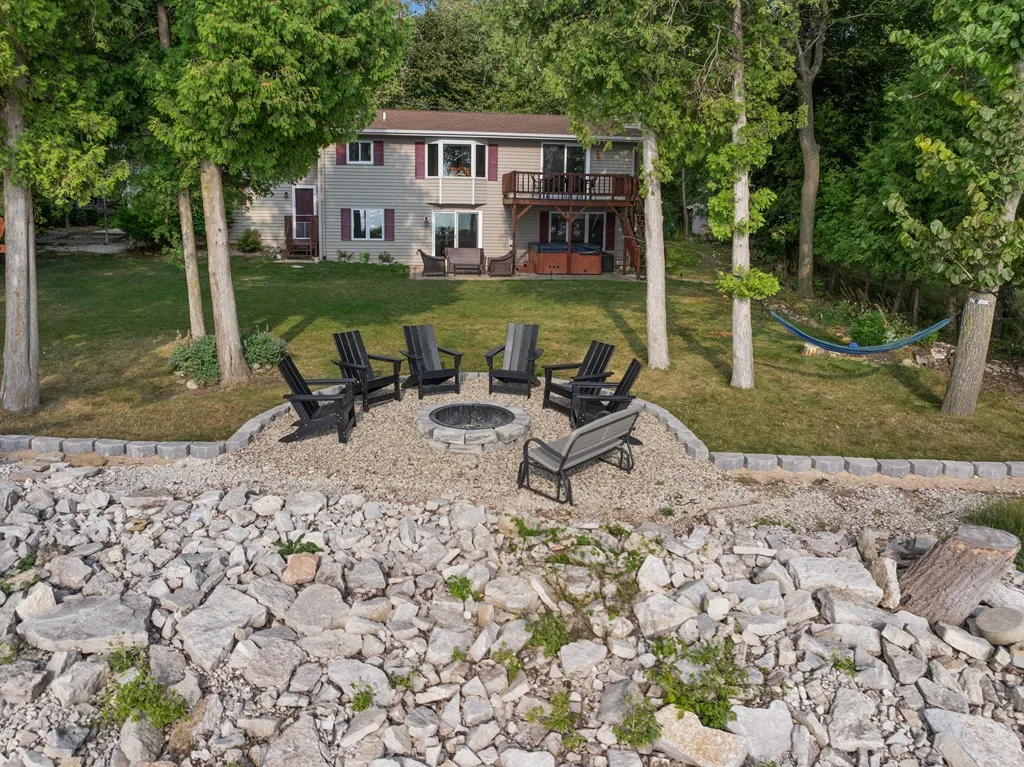 4101 Snake Island Rd, Sturgeon Bay Wi 54235, 3 Bedrooms Bedrooms, ,2 BathroomsBathrooms,Waterfront-Residential,For Sale,Snake Island Rd,143150