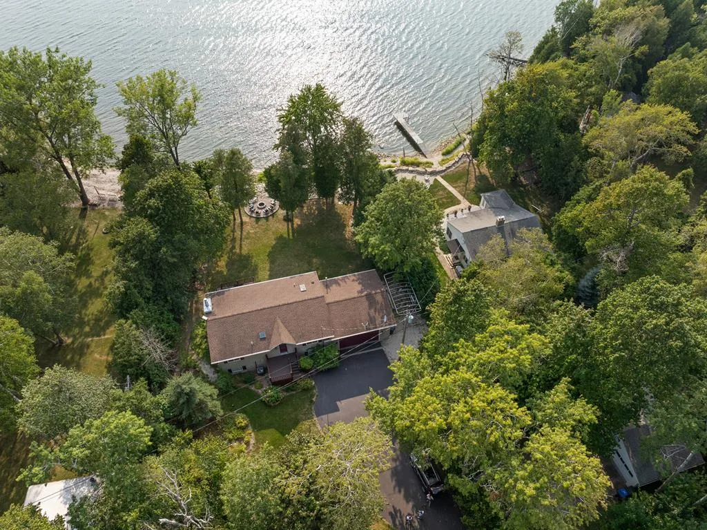 4101 Snake Island Rd, Sturgeon Bay Wi 54235, 3 Bedrooms Bedrooms, ,2 BathroomsBathrooms,Waterfront-Residential,For Sale,Snake Island Rd,143150